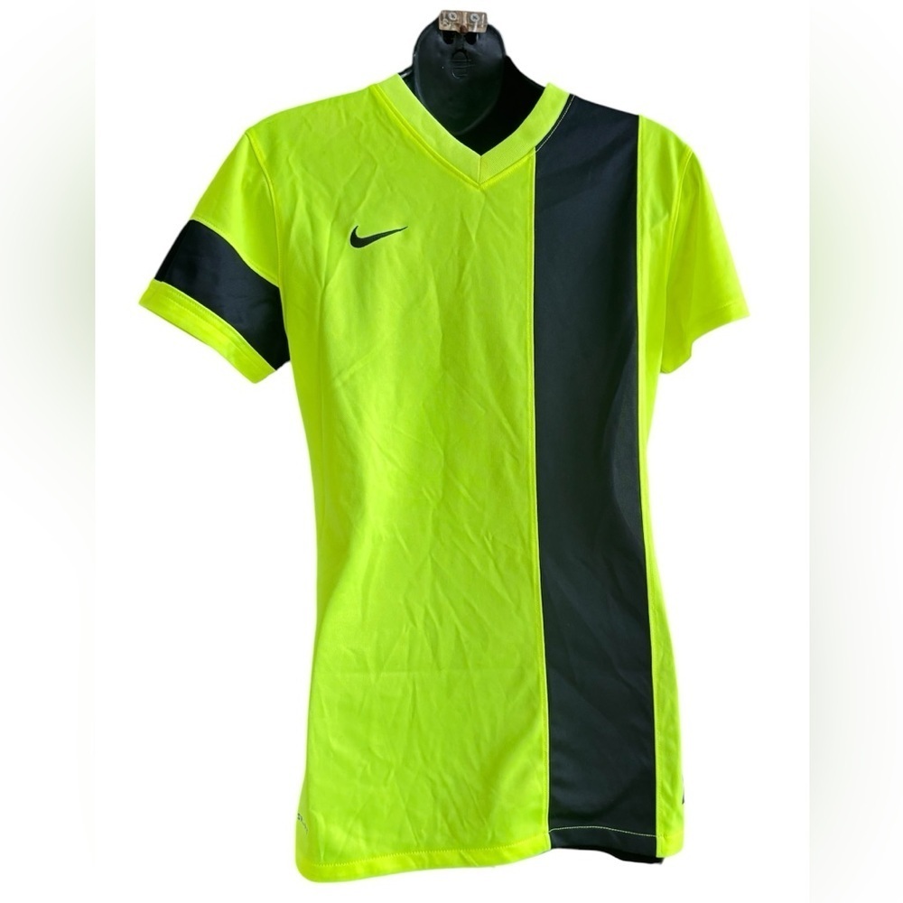 Nike Striker III short-sleeved soccer jersey